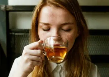 Is Slimming Tea Safe to Drink Every Day for Weight Loss?